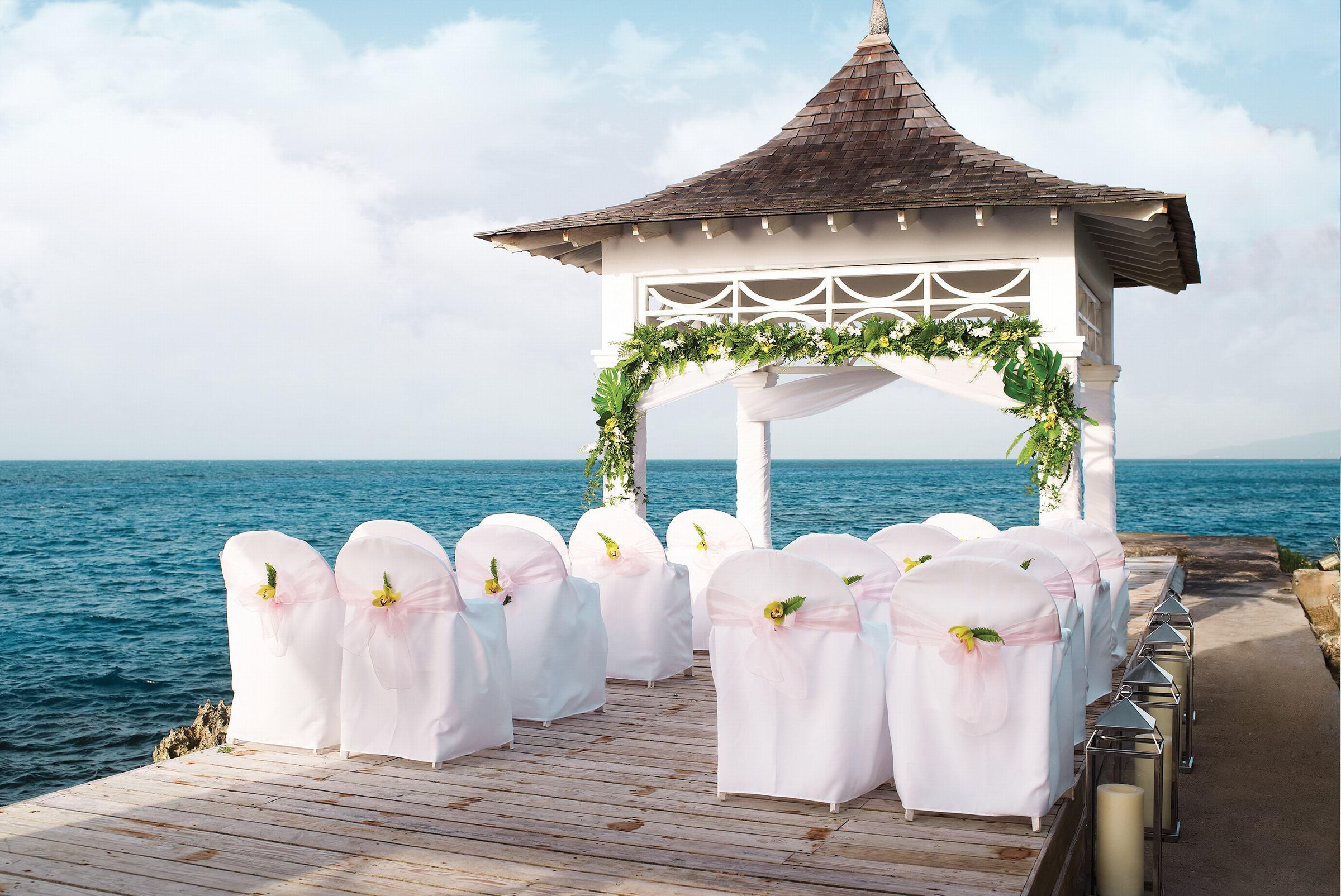 Couples Tower Isle (Adults Only) Hotel Очо Риос Екстериор снимка
