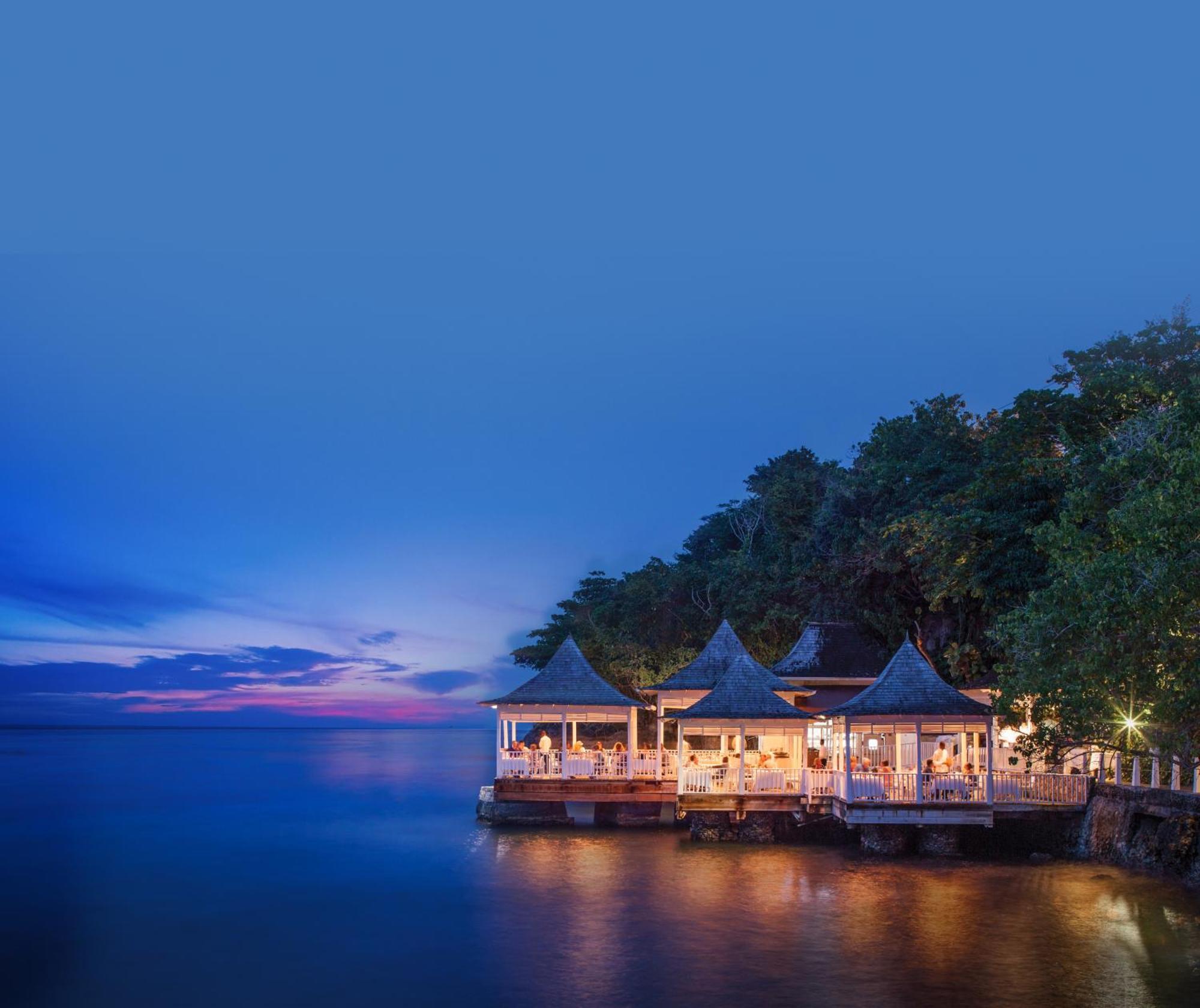 Couples Tower Isle (Adults Only) Hotel Очо Риос Екстериор снимка